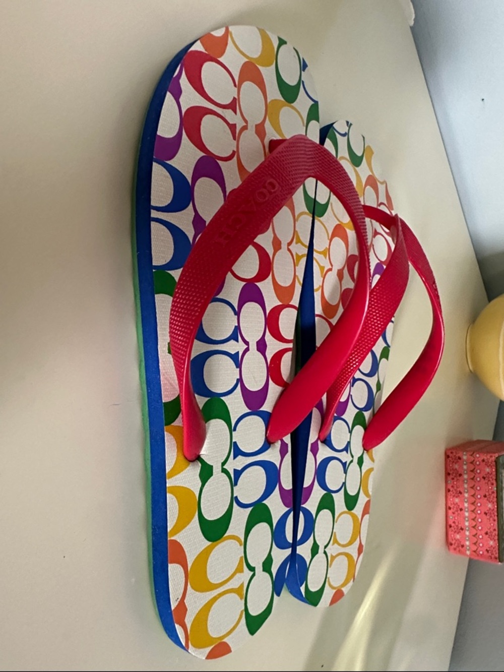 Coach Multicolor Rainbow Signature Flip Flops with Pink Straps sz 8 nwot - Picture 2 of 6